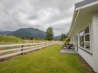 Mt Cook View Motel Hotels in Fox Glacier