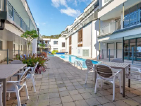 Beachpoint Apartments Hotels in Ohope