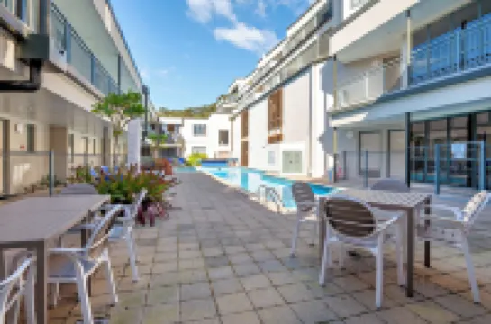 Beachpoint Apartments Hotels in Ohope