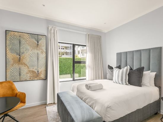 The Monroe Luxury Apartments
