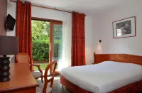 Sure Hotel by Best Western Saint-Quentin Ouest Hotel di Holnon