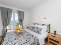 Apartments Tino Hotels in Sutivan