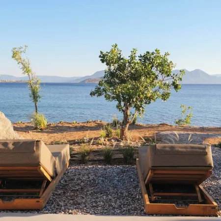 Floating Cubes Villas Aegina