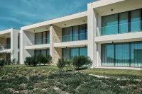 West Cliffs Ocean and Golf Resort فنادق في Serra Do Bouro