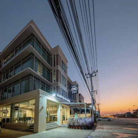 Sleep to Fly Hotel & Hostel Suvarnabhumi Airport Отели рядом с достопримечательностью «Школа Тхепсирин Ромклао»