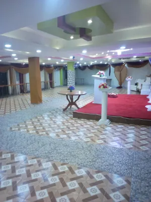 Waso Central Emporium Lodge Các khách sạn ở 