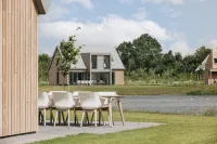 Modern Villa with 3 Bathrooms, Located Close to Lake Veere