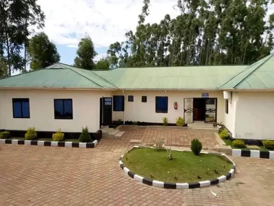 The Palm Lodge Hotel a 