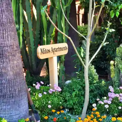 Mitos Apartments Hotel Exterior