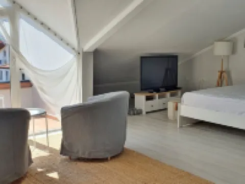 A&B ホーム ホテル ギョジェクのホテル