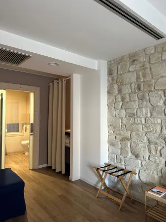 Olivia Rooms Teocrito Отели рядом с достопримечательностью «Piccolo Teatro dei Pupi»