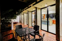 툴사야브 럭셔리 디벨럽먼트