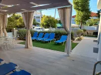 Deluxe City Hotel