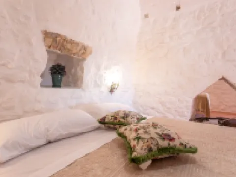 I Trulli di Emma Hotels in Alliste