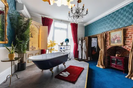 Staycations Maldon Suites