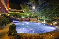 Uji I Ftohte Hotel Hotels in Tepelenë District