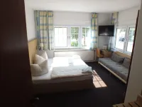 Seehotel & Restaurant Karlslust Hotels in Leibsch