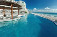 Cyan Cancun Resort & Spa - Pools