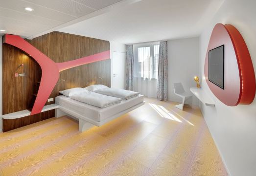 프라이즈 바이 래디슨, 비엔나 시티