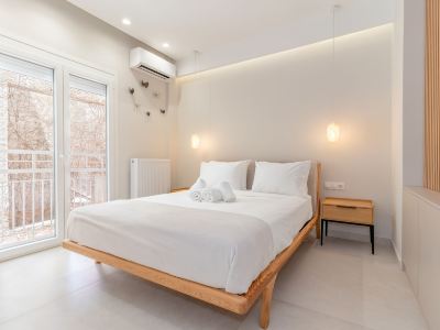 Sunny & Luxurious Penthouse with Terrace