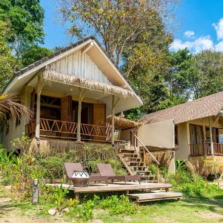 Tolani Resort Koh Kood Отели рядом с достопримечательностью «Huang Nam Keaw Waterfall»