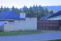 Rainbow Guest House Bundibugyo Hotels in Bwamba