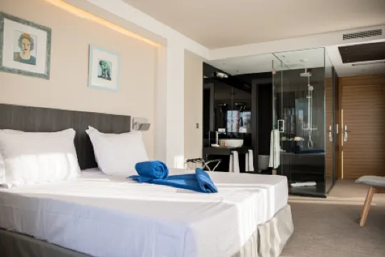 H Boutique Peña Parda