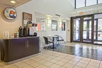 Motel 6 East Brunswick, NJ Hotels in East Brunswick Township