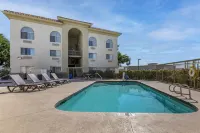Comfort Inn & Suites Phoenix North - Deer Valley - 2 stelle
