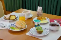 Hotel Eurosol Gouveia - breakfast