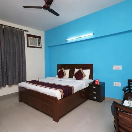 Hotel Akash Palace