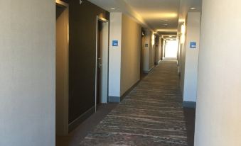 Holiday Inn Express & Suites SHERWOOD PARK-EDMONTON AREA by IHG