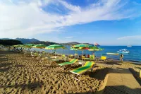 Residence le Acacie Hotels in Capoliveri
