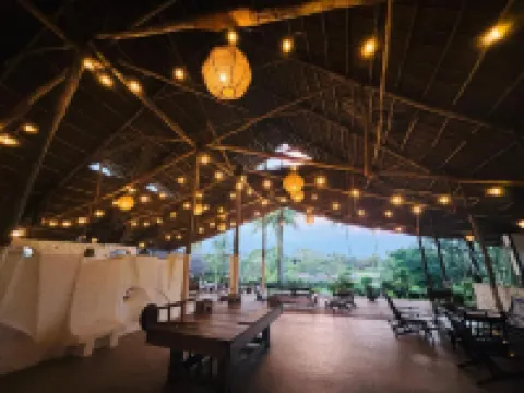 Basecamp Mafía Island Hoteles en Mafia