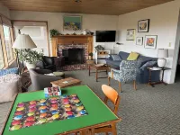 Manzanita-Old Time Beach Front Simplicity. Come And Relax. MCA 316