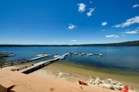 Timberlake Paradise, condo Timberlake A-4, on the shore of Payette lake.
