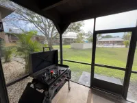 Everglades Gator at Rolands King Beds cozy clean stay