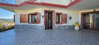 Violet House with sea view