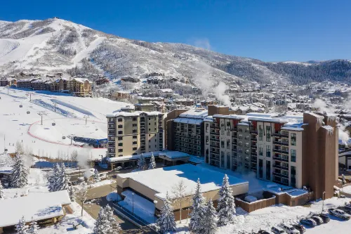 Ski in Ski Out Access and Stunning Views - Exquisite Slopeside Penthouse