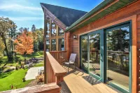 Private Docks and Stunning Lake Views - Spectacular Retreat