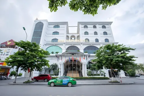 Hai Yen Luxury Hotel Hotels in Cam Pha