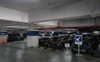 Grand Setos Hotel Semarang - parking