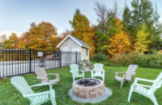 Mountain view condo with fast WiFi plus on-site amenities