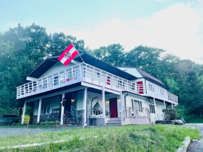 Lotus Family Suite w/ (2) Beds, Kitchenette #4 Hotel in zona Belleayre Mountain Ski Center