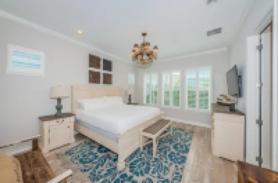 Tranquil Tarpon Cottage