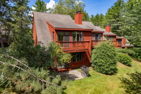 Wood Burning Fireplace and Quechee Club Access - Cozy Modern Retreat