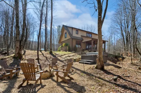 Hot Tub and Fire Pit by Bubbling Creek - Charming Luxury Retreat