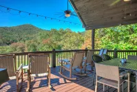 Gorgeous Mountain Views and Hot Tub - Inviting Asheville Retreat