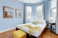 Charming Historic Retreat with Gourmet Kitchen - Inviting and Spacious Hotels in Capitol Hill