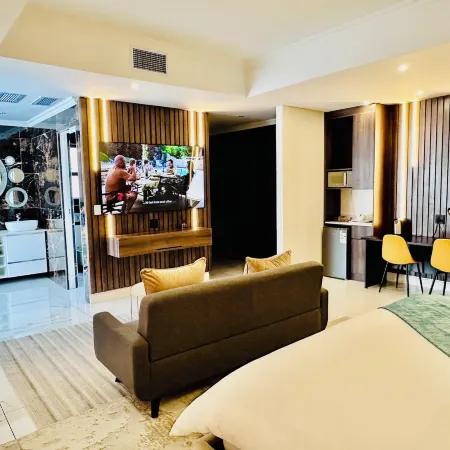 H & H Boutique & Spa